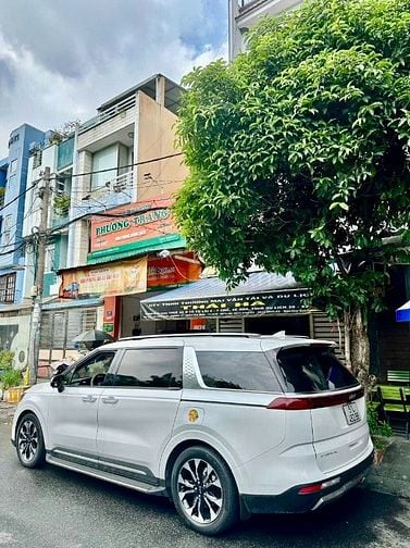 Cho Thuê Xe Tự Lái Giá Rẻ Tại HCM, Giao Xe Tận Nơi Miễn Phí