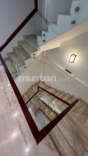 CHO THUÊ NHÀ 2 MẶT TIỀN 444 NGUYỄN ĐÌNH CHIỂU, QUẬN 3. DT 4x20m,5 tần