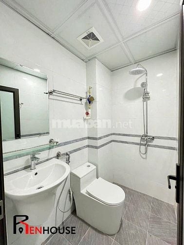 Bán toà nhà căn hộ ô tô đỗ cửa an dương vương phú thượng Tây hồ hà nội