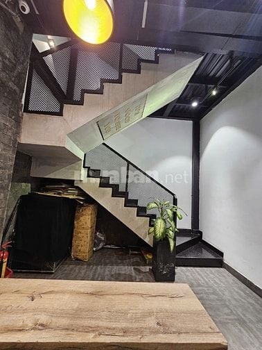 Cho thuê 310 Phan Xích Long, Phú Nhuận