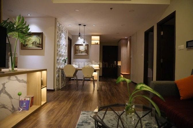 Chính chủ bán Sunrise City 76m2 2 PN gần Phú mỹ hưng, RMIT, Vivo City