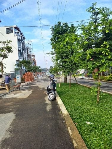 Bán đất hẻm nhựa 12m ngay ngã tư ga Q12 giá 4,25 tỷ