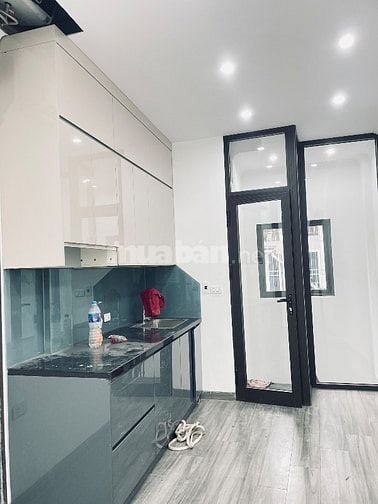 Bán nhà 5 Tầng- Lê Đại Hành, Hai Bà Trưng, DT 25m2 ngõ 3m KD giá 4,86 