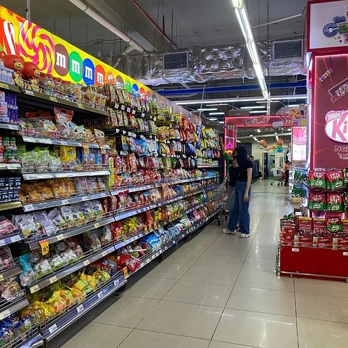 COOP MART BỔ SUNG NHÂN VIÊN TRUNG TUỔI .