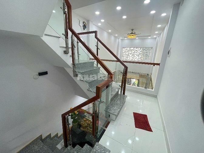 🏠Bán nhà 5 lầu hẻm xe hơi ngay chợ Phú Lâm