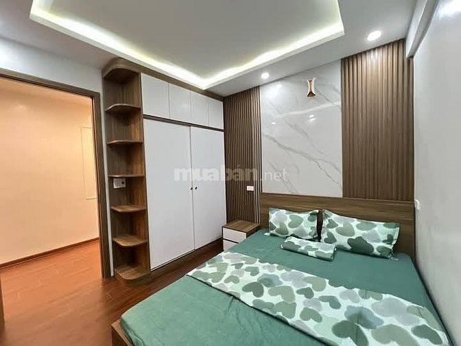 Nhà Đẹp Gần Đường Ô TÔ, Phố Giải Phóng, Thanh Xuân 120m, giá 3.75 tỷ.