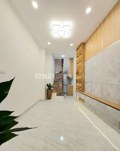 3,65 tỷ có ngay hộ khẩu Bạch Mai với ngôi nhà 5 tầng sổ đỏ chính chủ