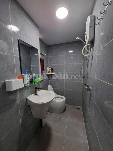 Bán Nhà Hẻm 6M Thông- CMT8 - Tân Bình- 62M2- 4 Tầng BTCT - Chỉ 16.1 Tỷ