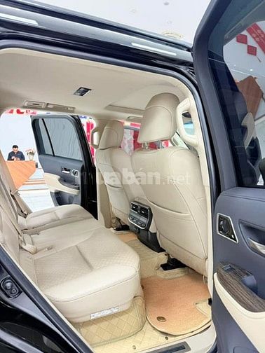 Toyota Land Cruiser LC300 sản xuất 2022, 1 chủ Hà Nội.