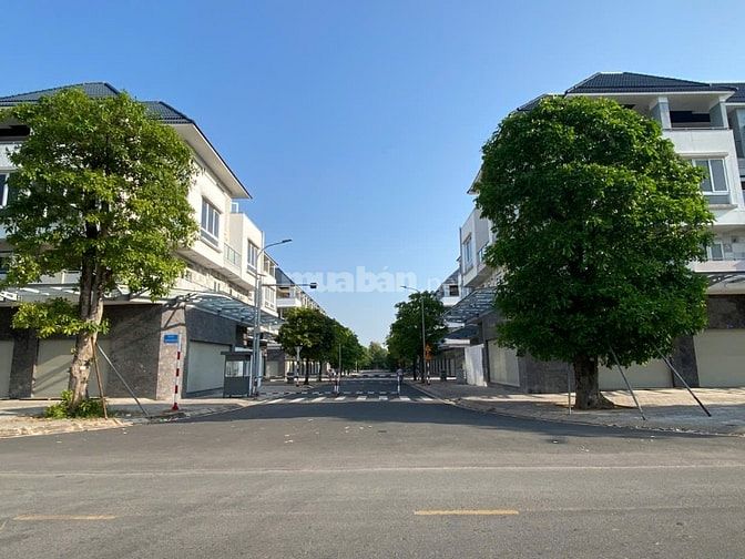 Bán căn shophouse mặt tiền khu biệt thự Văn Hoa Villas, đường Nguyễn V