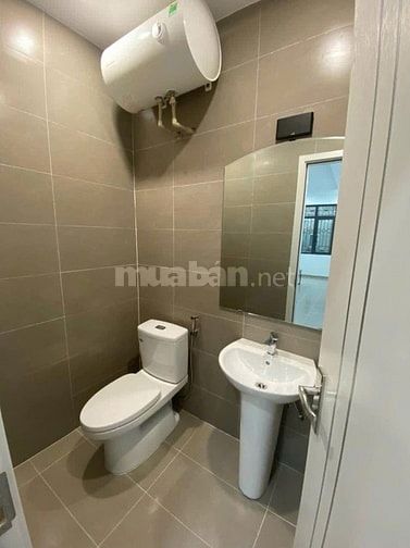 Cho thuê nhà ngay đầu Âu Cơ sang Xuân Diệu, Hà Nội, 40m2, 5 tầng, 13tr