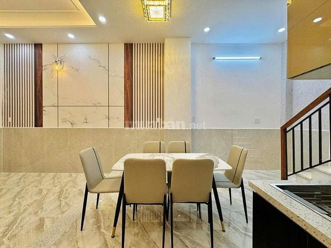 Bán nhà hẻm xe hơi Quang Trung, P.11, 4,5 x 9,5 3 lầu giá 4.83 tỷ tl