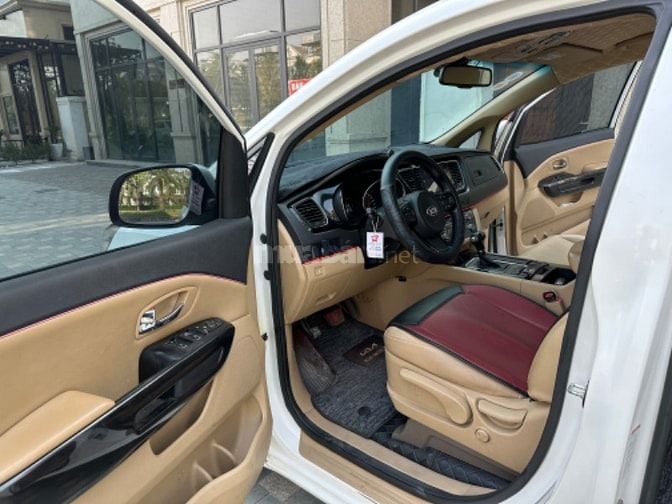 BÁN KIA SEDONA 2.2 MÁY DẦU 2016 TIÊU CHUẨN 0973026699