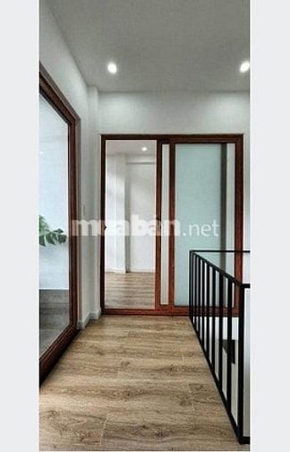 Bán nhà 562/86 Nguyễn Kiệm, phường 4, quận Phú Nhuận