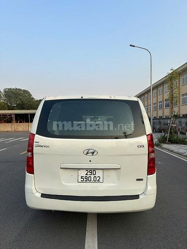 Bán Hyundai Starex tải van 3 chỗ đời 2011,máy dầu,số sàn