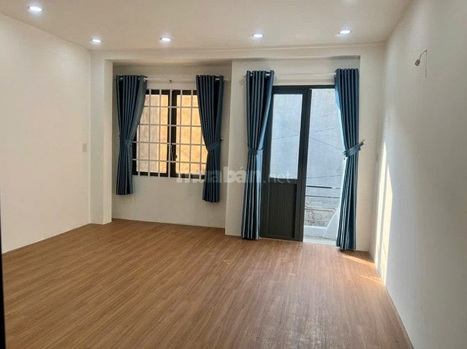 chủ nhà cần tiền bán gấp nhàQuận 12 đường Nguyễn Văn Quá 3.2 tỷ, 42m2