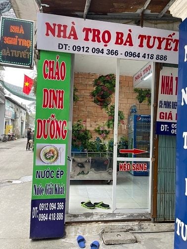 Nhà và cửa hàng kinh doanh vị trí đẹp, đông khách 