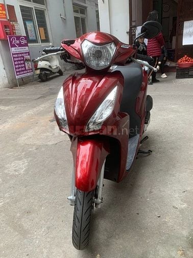 Cần bán xe Honda vison đời 2019 màu mận, xe rất ít đi. Xe còn mới 90%