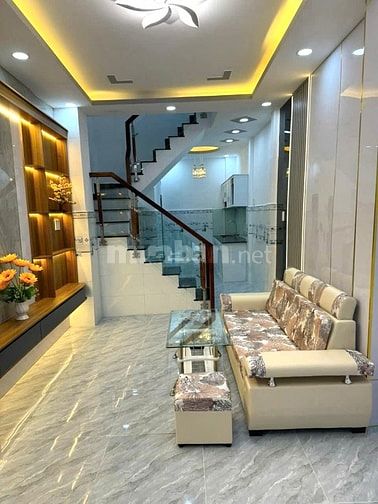 Nhà mới, 2 tầng, gần Mặt tiền Bùi Minh Trực P5Q8