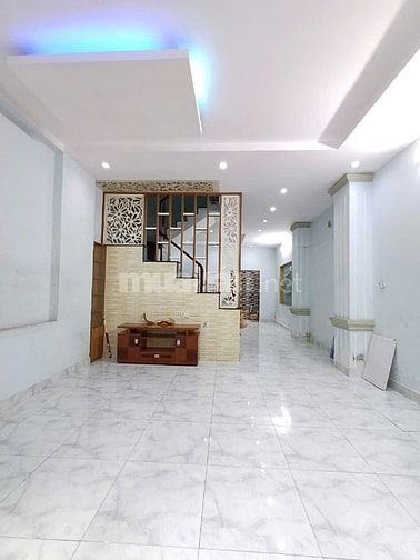 BÁN NHÀ LÊ ĐẠI HÀNH QUẬN 11, 55M2 (5*11), HẺM 4M CÁCH MT 30M 3 TẦNG.