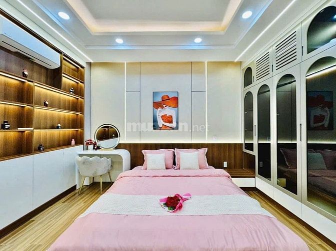 bán nhà DT 4m x 16,3m đường ô tô xe tải, khu víp phân lô, khu nhà đẹp