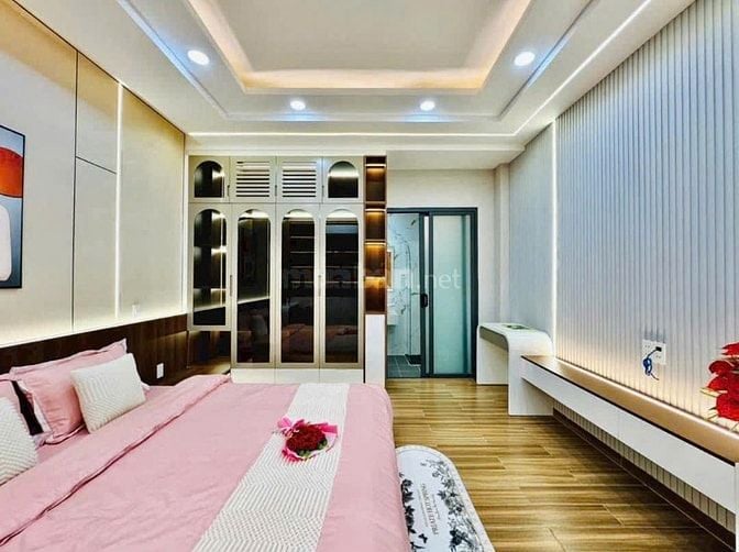 bán nhà DT 4m x 16,3m đường ô tô xe tải, khu víp phân lô, khu nhà đẹp