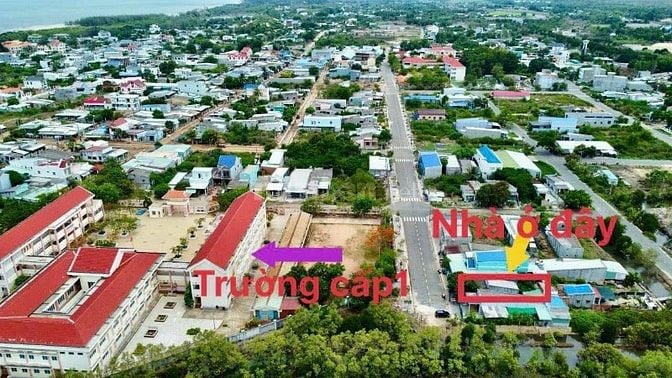 Bán gấp nhà cấp 4 ngay trường học cấp 1 xã Lộc An Bà Rịa Vũng Tàu