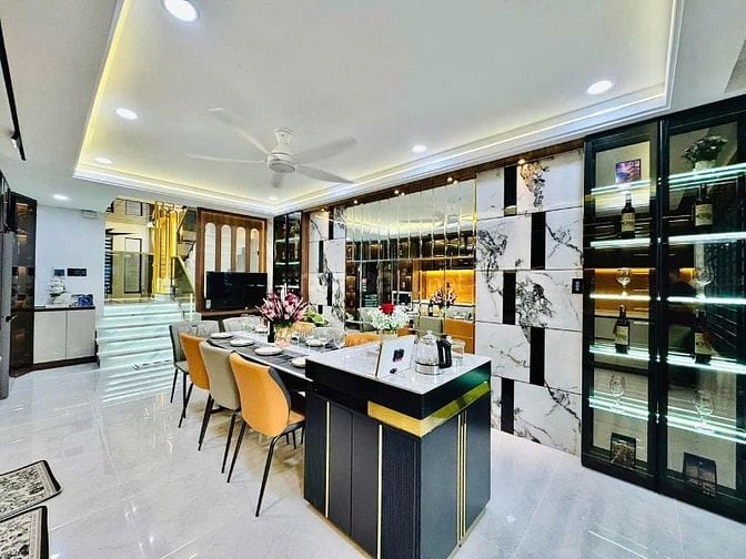 bán nhà SIÊU PHẨM TUYỆT ĐẸP, LUXURY, SMART HOME, ĐƯỜNG 12M THÔNG 