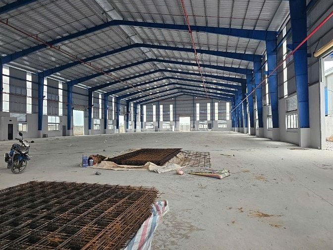 Cho thuê kho trong KCN Tân Tạo, Bình Tân, KV: 5.500m2, xưởng : 4.300m2