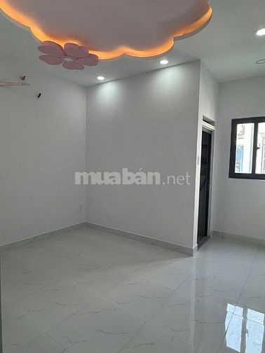 Nhà Bán Văn thAn P.8 Quận 6 4mx14m 1 trệt 2 lầu sân thượng