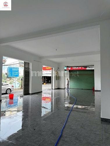 Cho Thuê Mặt Bằng Góc 2 Mặt Tiền Nguyễn Văn Công,Gò Vấp- DT:5,8m x 18m