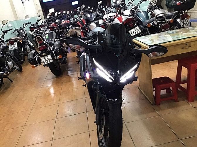 HONDA CBR 150cc,SX NĂM 2018.XE RẤT ĐẸP.ĐẦU NỒI,MÁY MÓC  ZIN NGUYÊN BẢN