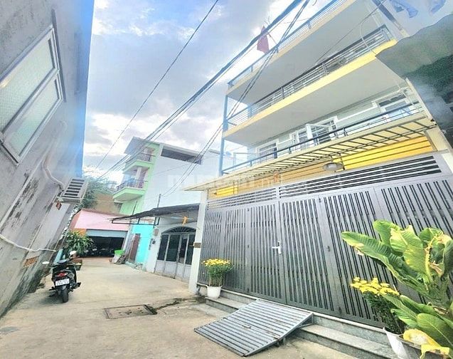 Quận 12 Đất + Nhà chính chủ cần bán tổng diện tích 84,7m²