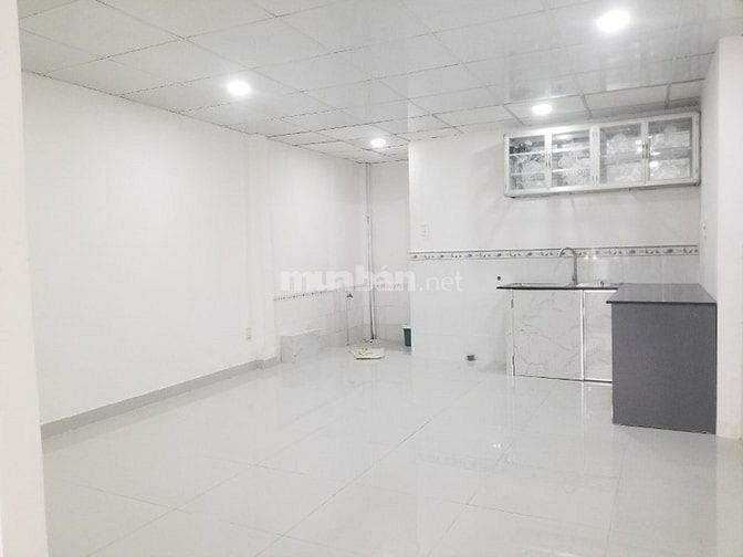 Nhà Chính chủ bán, DT 4*15m.ĐƯỜNG 4m, cách MT 20M. Nhà sát bên siêu 