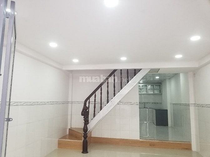 Nhà Chính chủ bán, DT 4*15m.ĐƯỜNG 4m, cách MT 20M. Nhà sát bên siêu 