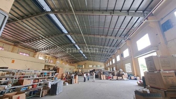 Cho thuê kho xưởng 2.600m2 MT đường Mã Lò Bình Tân 