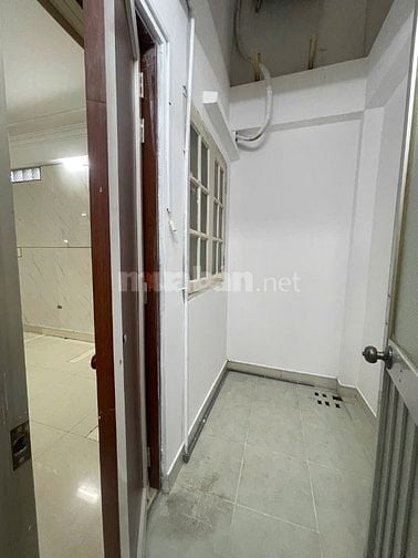 Cho thuê nhà MT đường 17, P. HBC, Thủ Đức. DT 4x23m. Trệt 2L. Giá 24tr