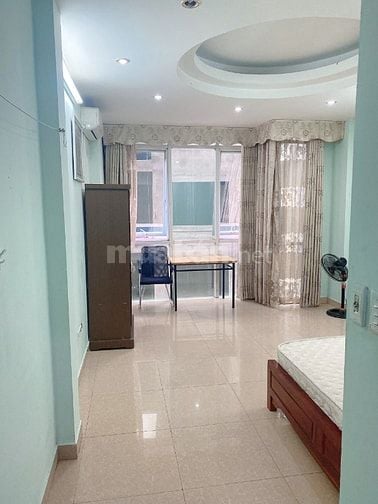 Cho thuê Căn hộ 30m2 tại 16 Đồng Bát, cách bến xe Mỹ Đình 300m 