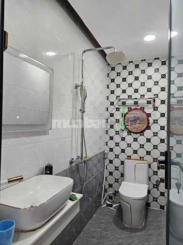 Bán nhà MT Cầm Bá Thước P.7 Quận Phú nhuận giá 9 tỷ - 36m².