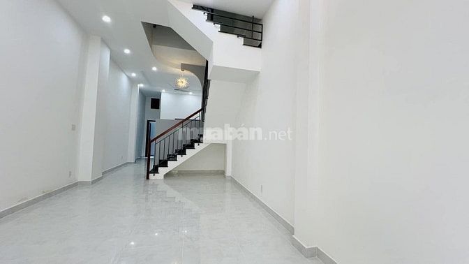 Bán nhà Dương Bá Trạc P.2 Quận 8 (4m x 17m ) giá nhỉnh 9 tỷ