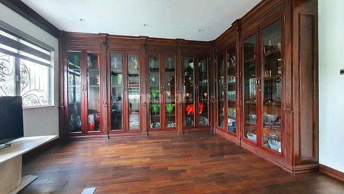 Biệt thự đẳng cấp ngay KDCCityland ngang 9m 4 lầu 180m2 kế Emart 43 tỷ