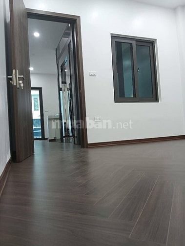 BÁN NHÀ PHỐ,HOÀNG MAI, HOÀNG MAI  DT: 66m2 × 5 Tầng Thang Máy  MT: 3.5