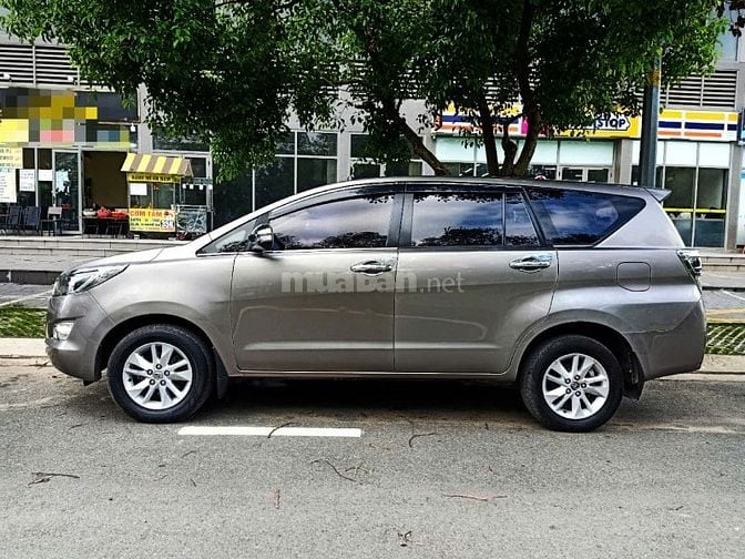 Bán rẻ Toyota Innova E xịn 2018 Zin độ Full rất đẹp!