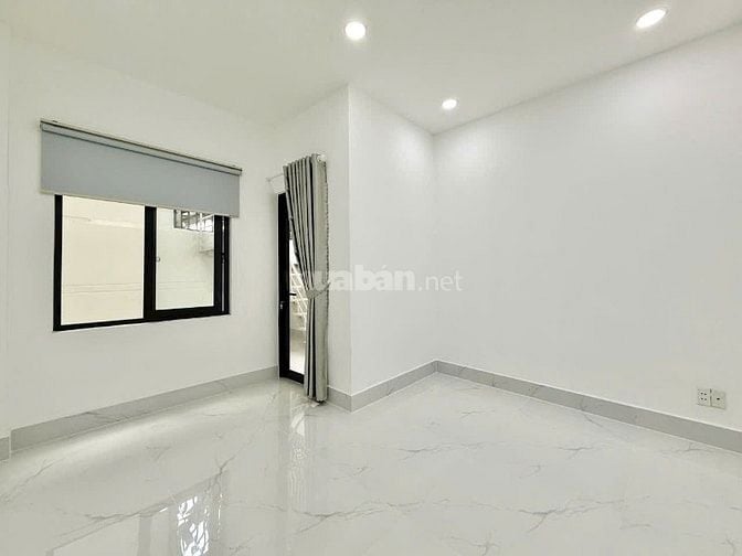 Bán nhà 4 tầng 4x15 hẻm 4,5m Phạm Văn Chiêu nội thất giá 7,2 tỷ TL