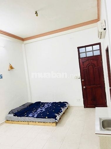 Chính chủ cho thuê CHDV 30m2 cửa sổ lớn P4 Tân Bình chỉ 4 triệu 300k.