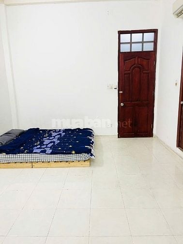 Chính chủ cho thuê CHDV 30m2 cửa sổ lớn P4 Tân Bình chỉ 4 triệu 300k.