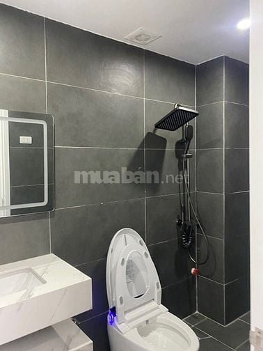 Bán. Nhà 5 tầng diện tích 50m2 msựt tiền 5m khu Phố Tứ Liên, Tây Hồ,Hà