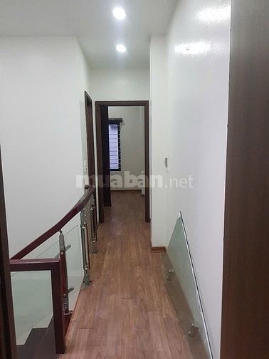 Bán nhà 3 tầng diện tich 35m2 mặt tiền 4m khu phố Âu Cơ, Tây Hồ,Hà Nội