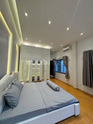 Chính chủ cho thuê phòng trọ 35m2 tại Đinh Công Tráng, Quận 1