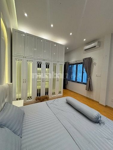 Chính chủ cho thuê phòng trọ 35m2 tại Đinh Công Tráng, Quận 1